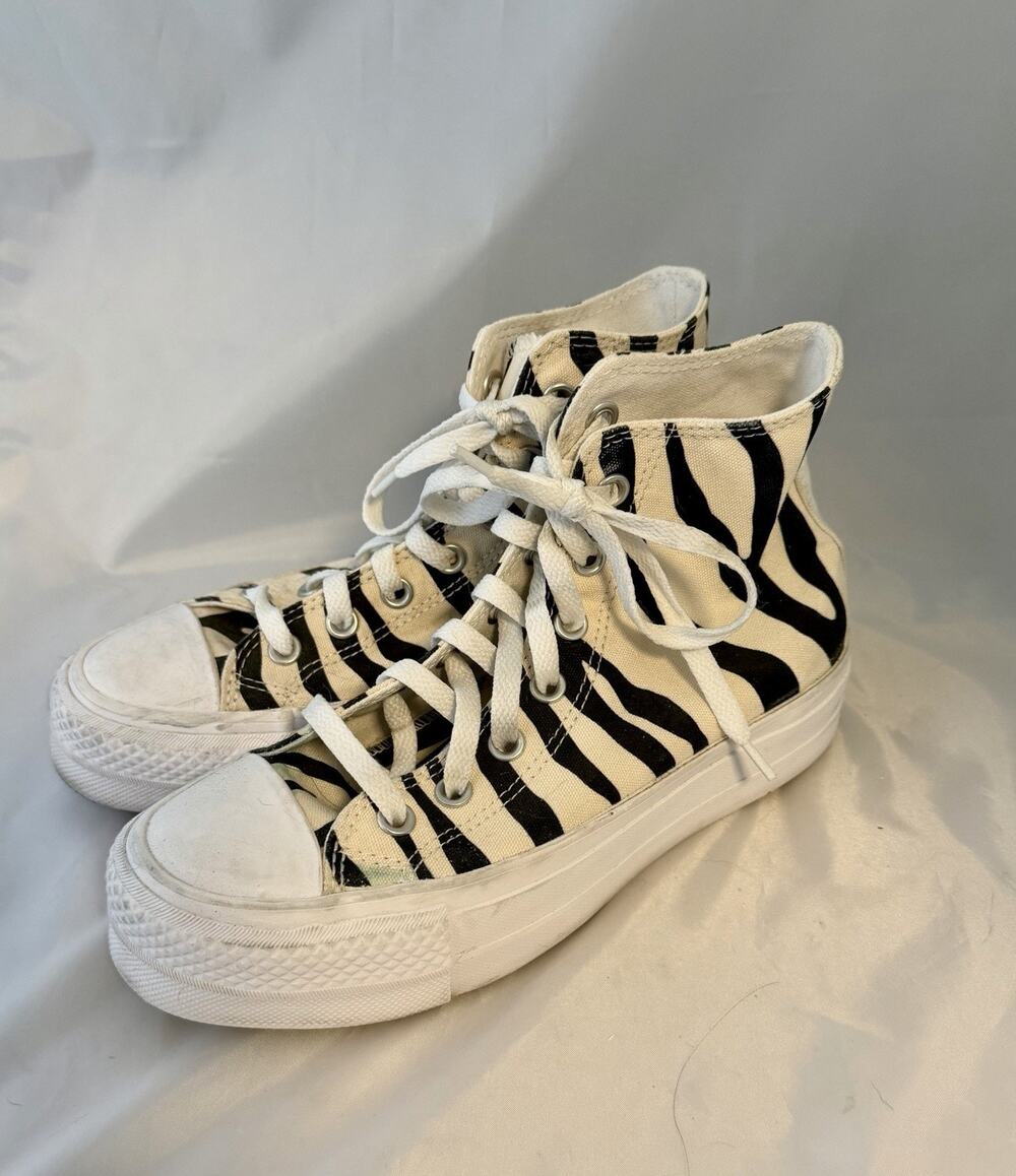 Converse All Star Chuck Taylor Women’s 6.5 shoes Black /Tan zebra sneakers